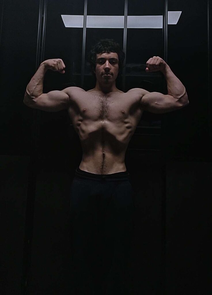 Nicolas Marchandise front double biceps