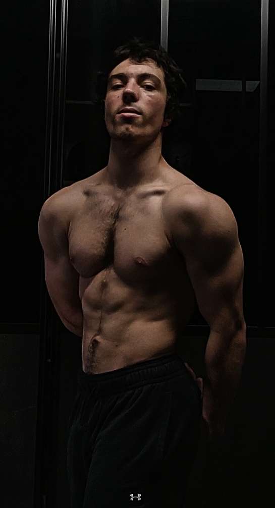 Nicolas Marchandise side triceps